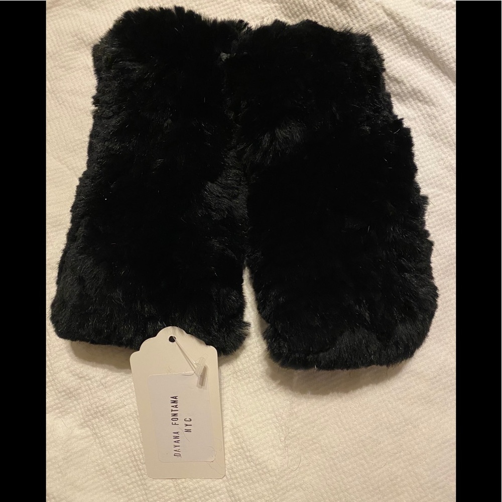 Host Pick ****Fur Gloves 100%Rabbit Fur Mittens - Picture 8 of 8